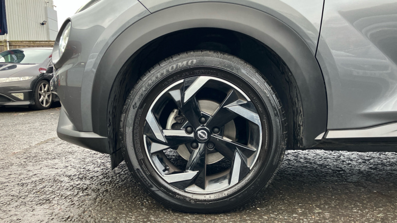 Nissan Juke 1.0 DiG-T 114 N-Connecta 5dr DCT Petrol Hatchback